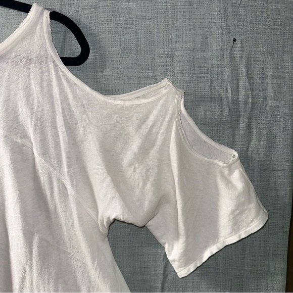 Free people we the free White linen blend cold Shoulder slouchy T-shirt Petite S - Picture 3 of 8
